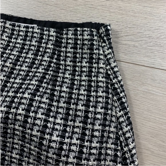 Aritzia Babaton Bryn Tweed Mini Skirt - Picture 6 of 10